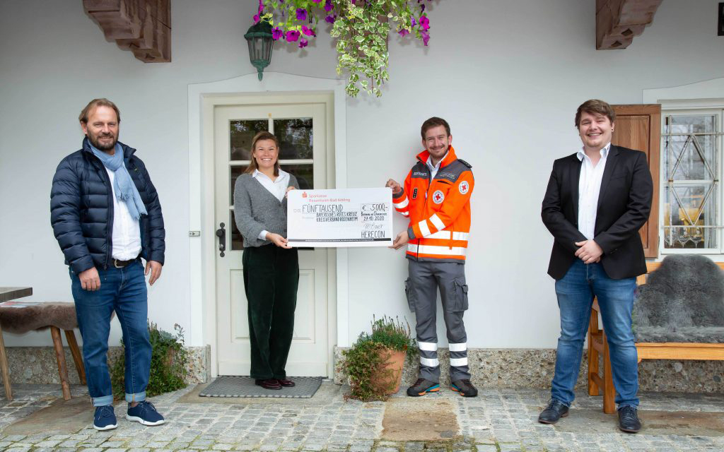Großzügige Spende der Firma HERECON aus Bernau für die Bereitschaft Prien
